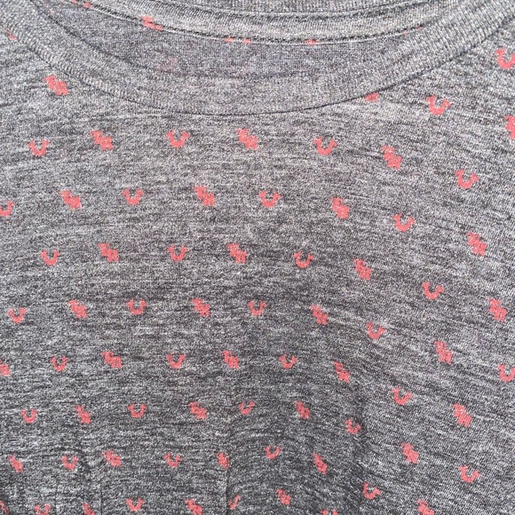 True religion T-shirt size L-XL  black and red - Picture 2 of 3